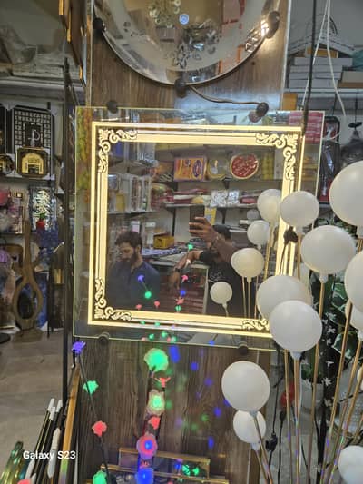 wall mirror light