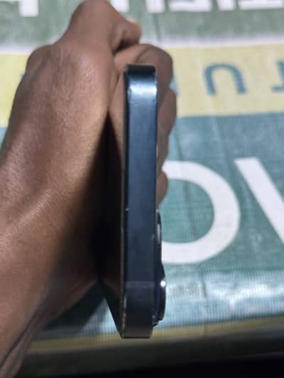 Apple iPhone 14