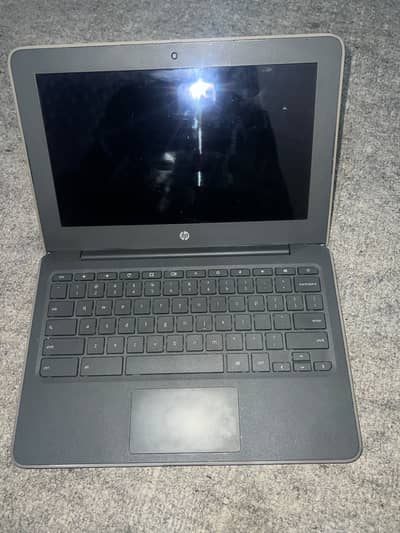 HP Chromebook 11 G7 EE 10/10 touch screen 8-10 hours battery