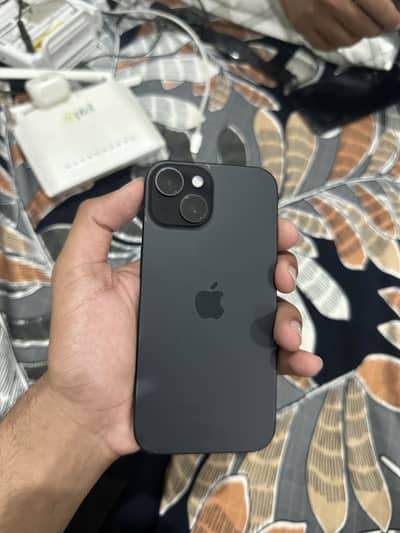 Apple iPhone 15