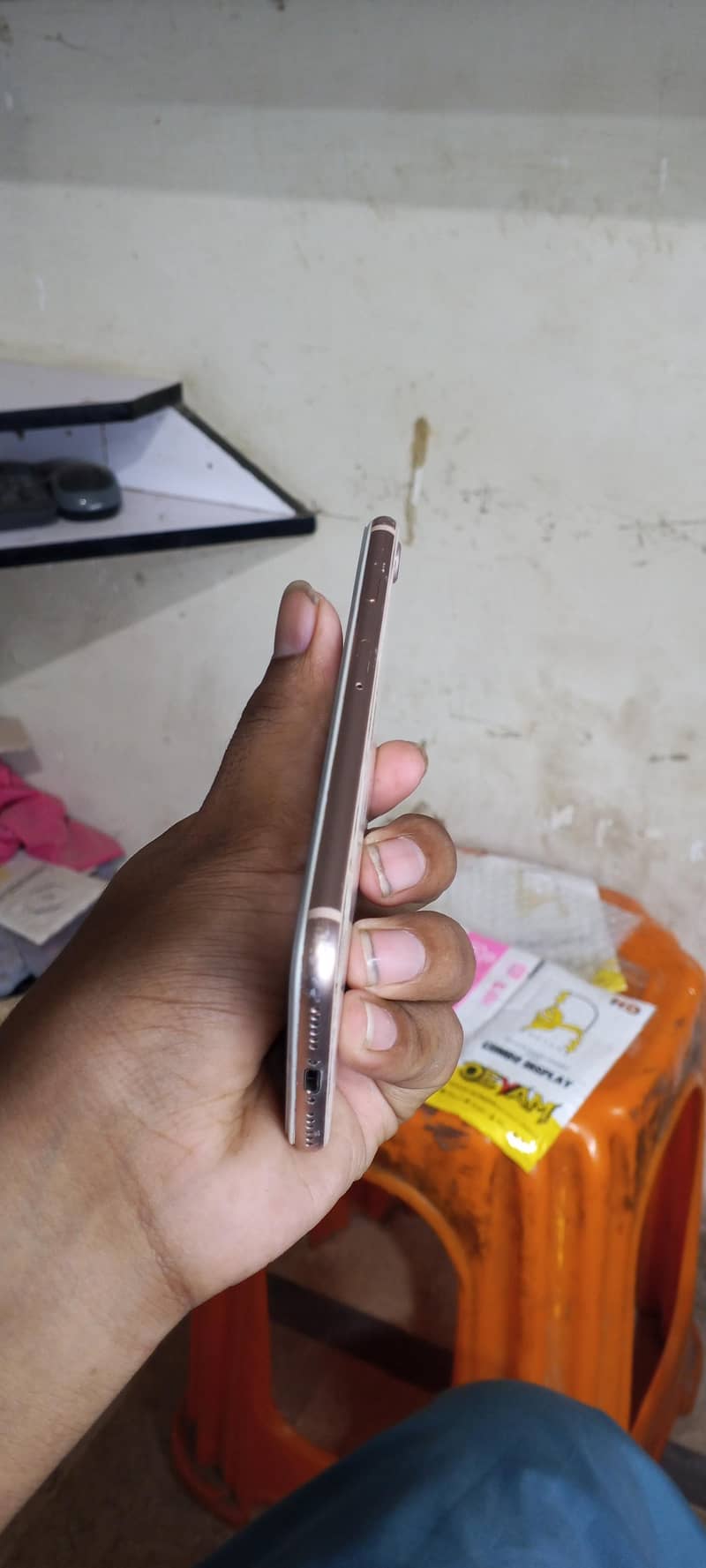 Apple iPhone 8 1