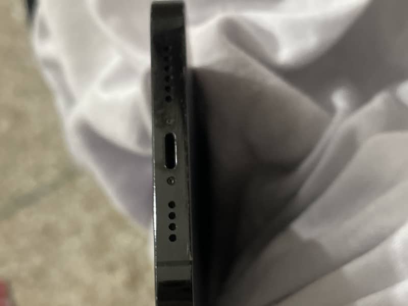 Apple iPhone 14 Pro Max 2