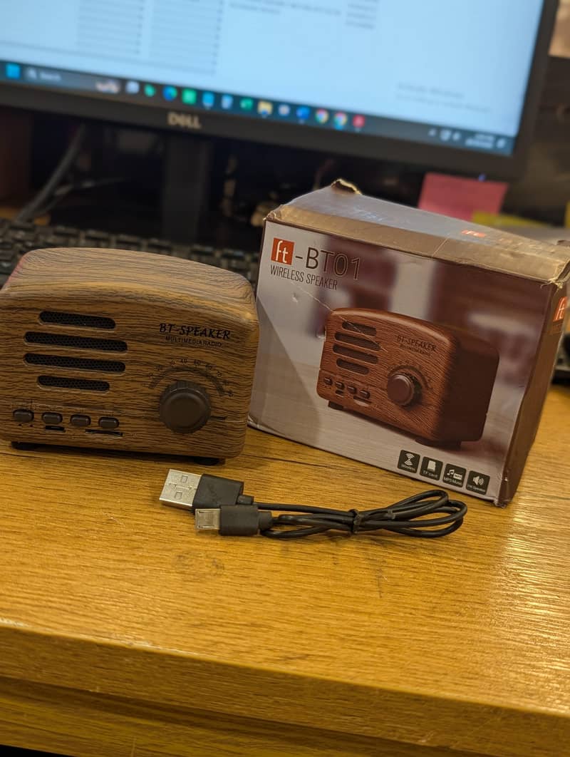 Retro Bluetooth Wireless Mini Speaker 0
