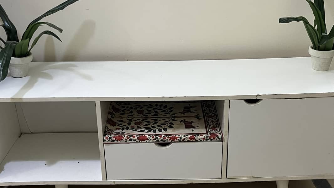 Tv table 1