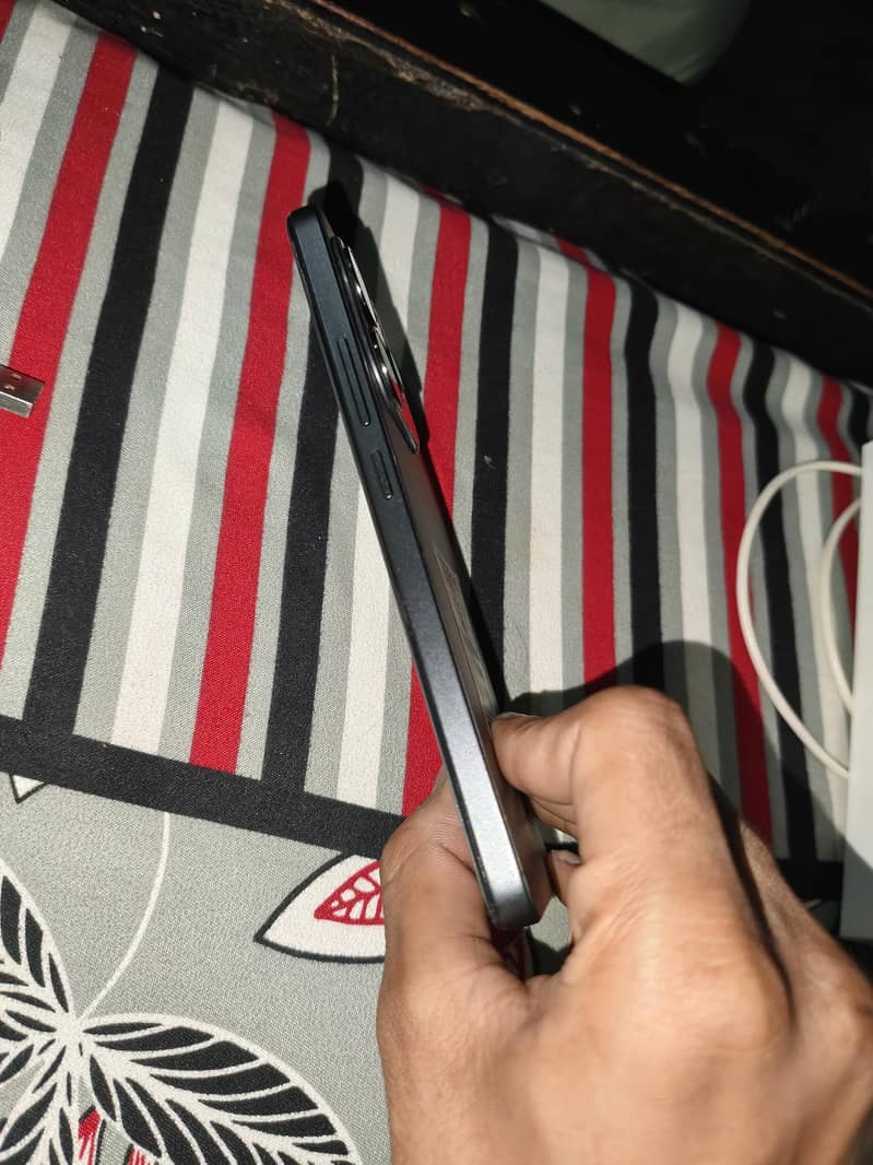 Xiaomi Redmi Note 14 7