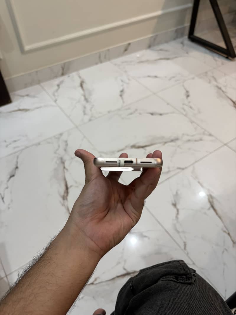 Google Pixel 8 1