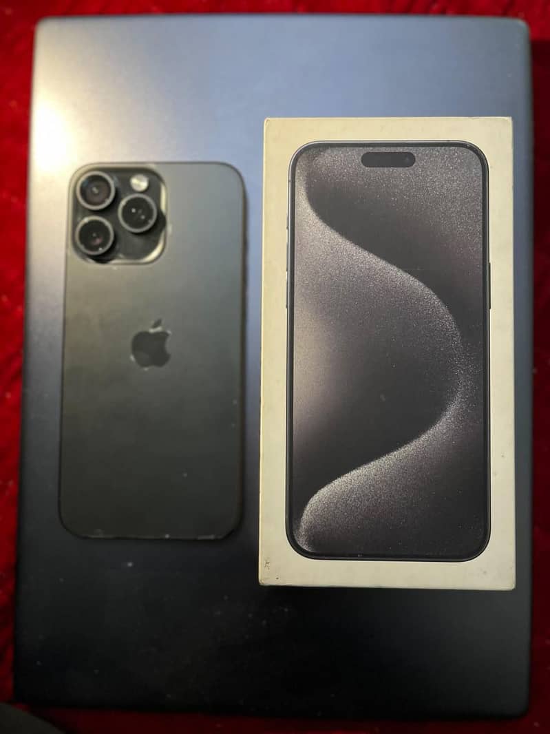 Apple iPhone 15 Pro Max 3