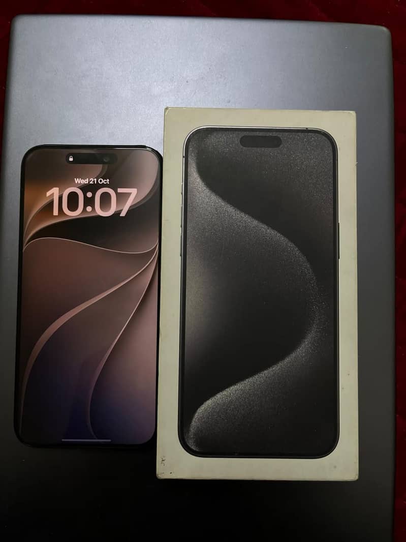 Apple iPhone 15 Pro Max 6