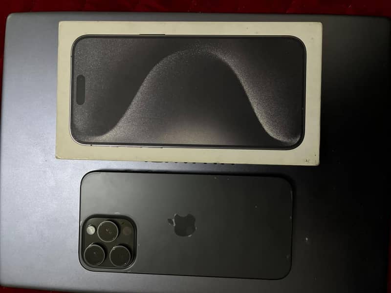 Apple iPhone 15 Pro Max 7