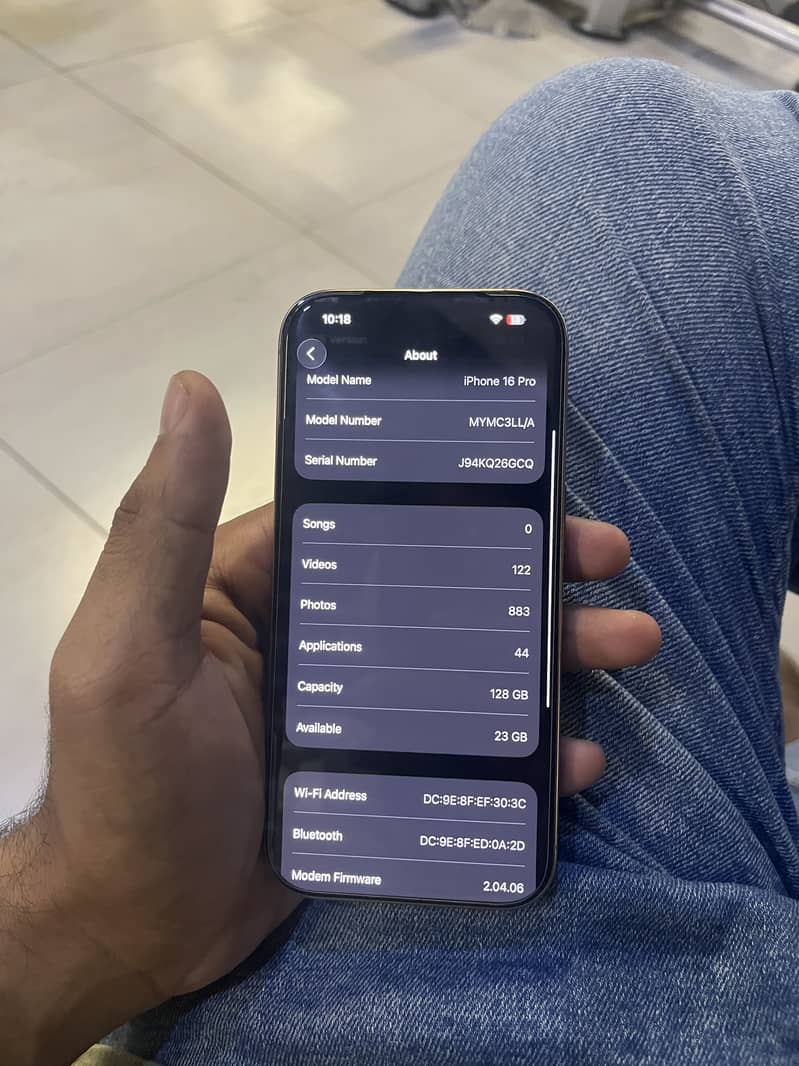 Apple iPhone 16 Pro 95% 8