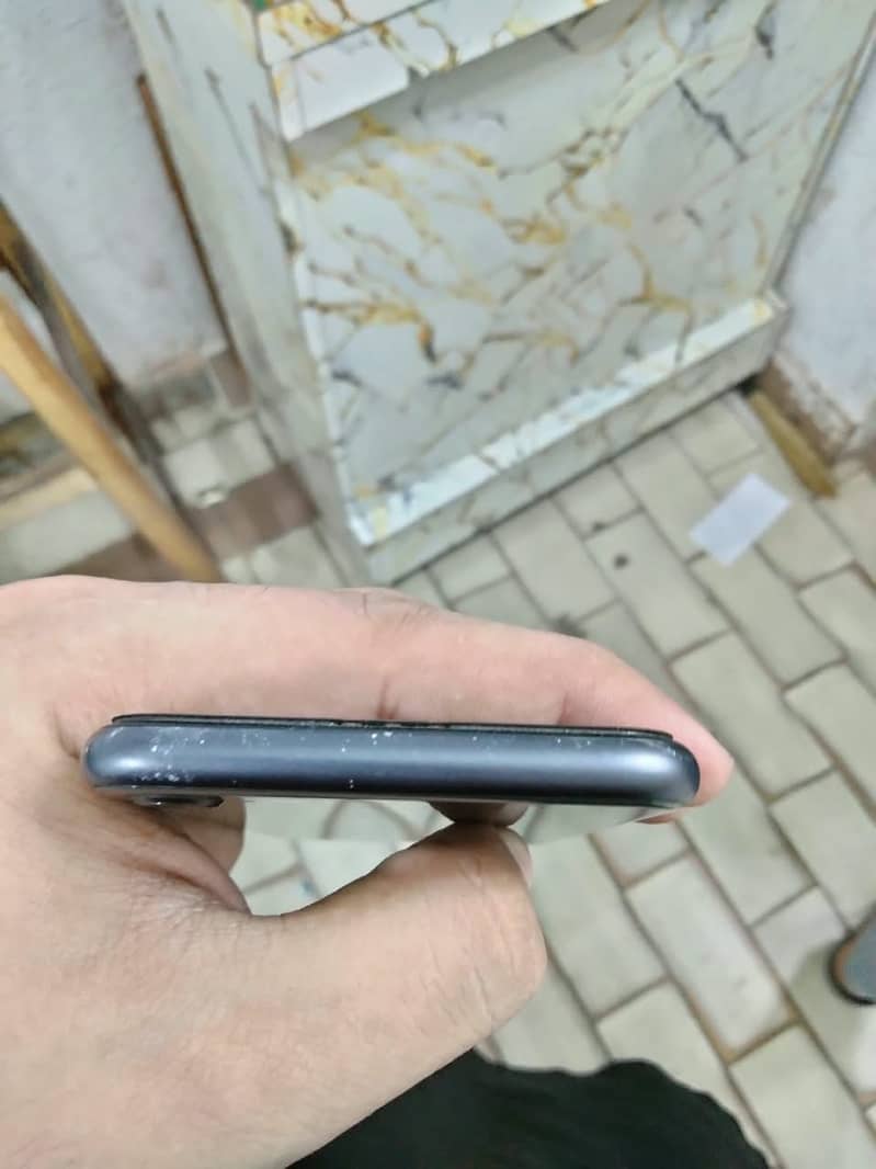 Apple iPhone 8 18
