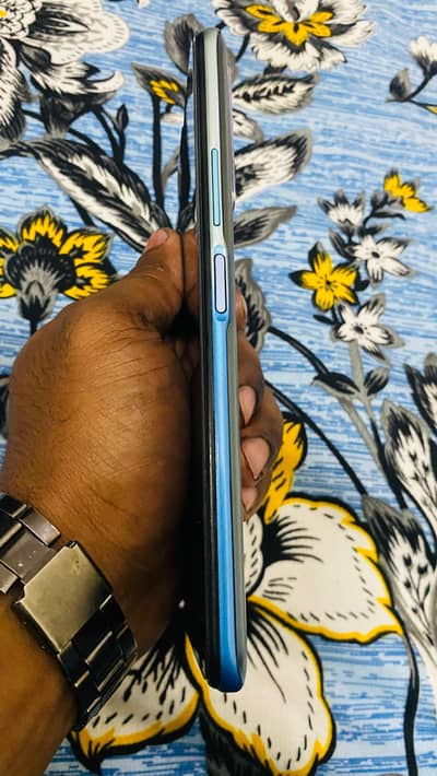Vivo Y51s