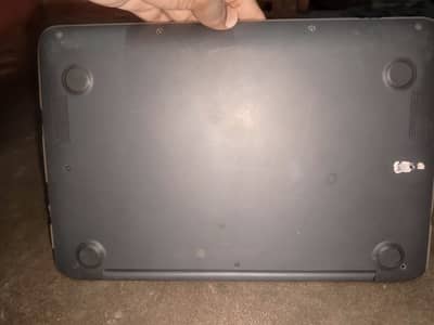10 Hours Long battery backup on wifi with touchscreen