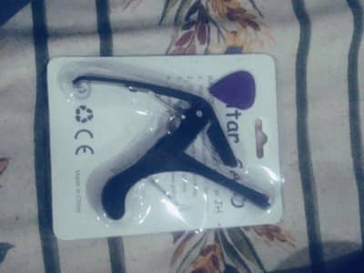 Capo For Guitar - With Free Pick