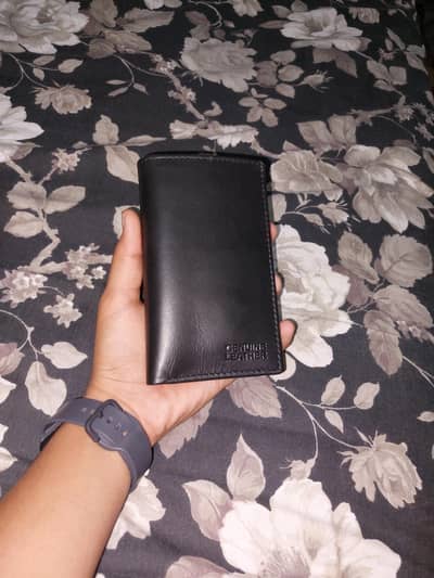 Leather Voilet new urgent sale