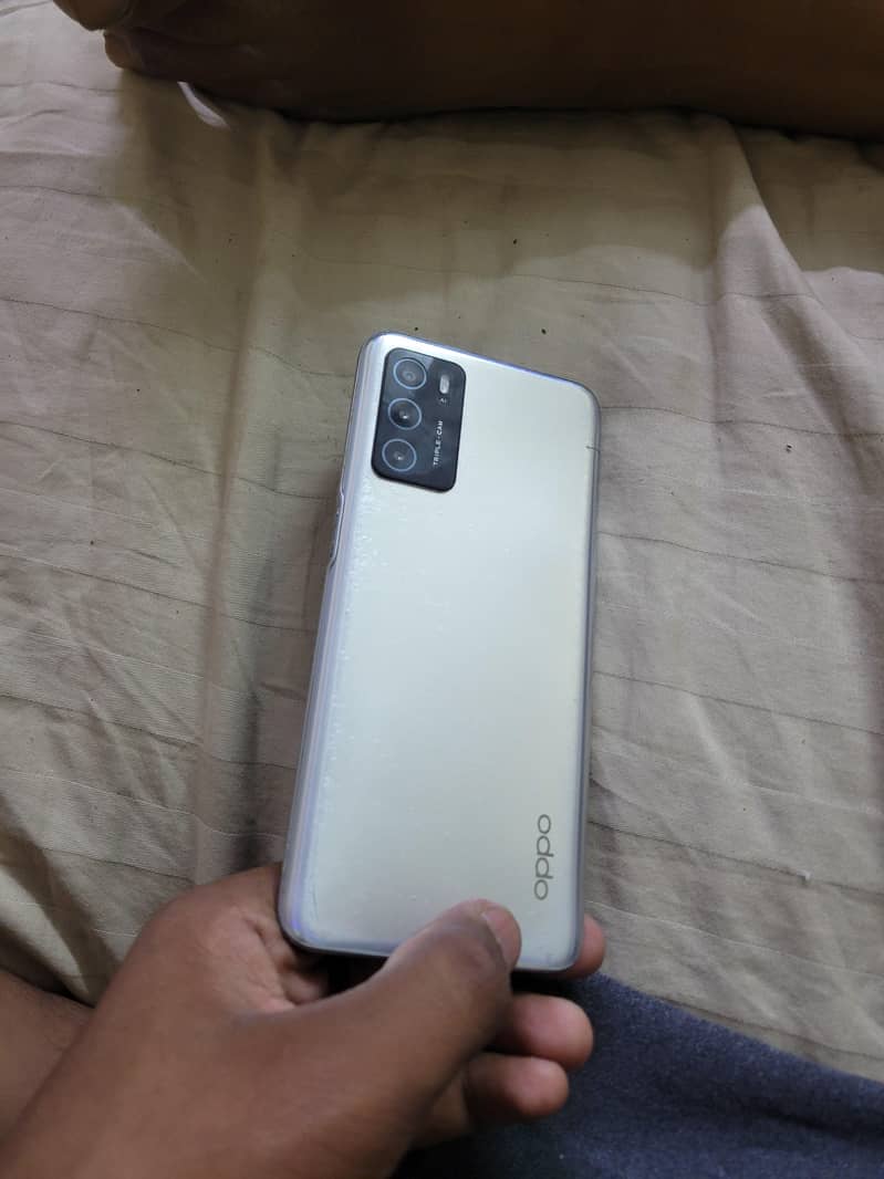 OPPO A16 0