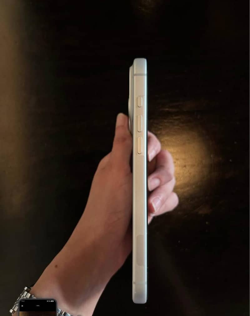 Apple iPhone 17 Pro Max 1