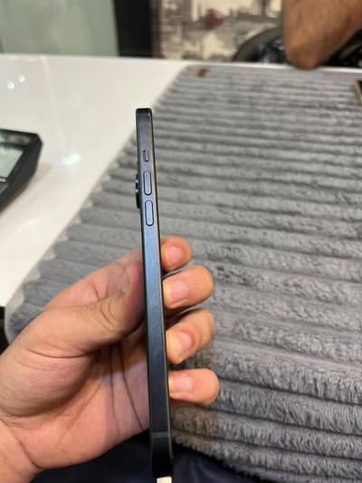 Apple iPhone 15 plus