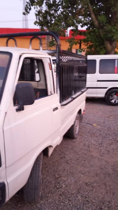 Suzuki Ravi 2008
