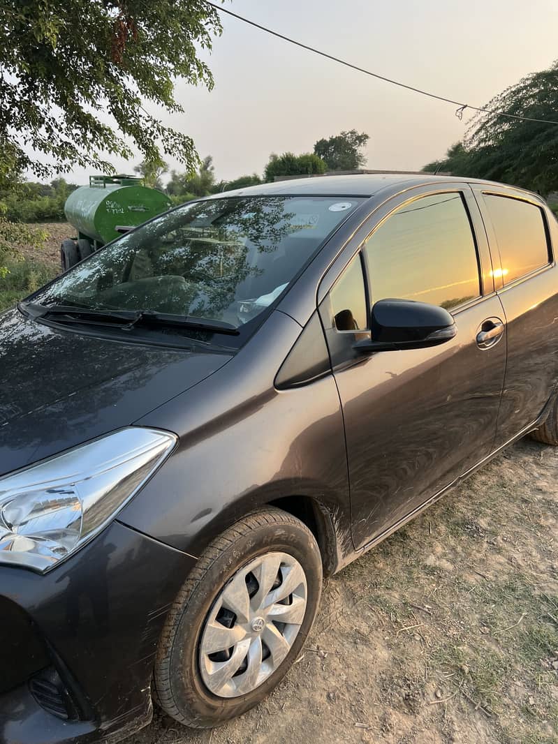 Toyata Vitz 7