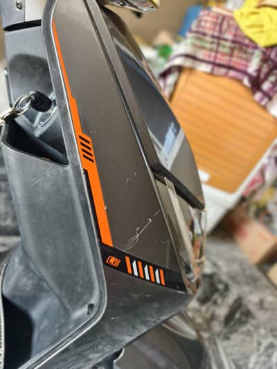 Yadea T5L Electric Scooter - 4,000km Driven - 10/10