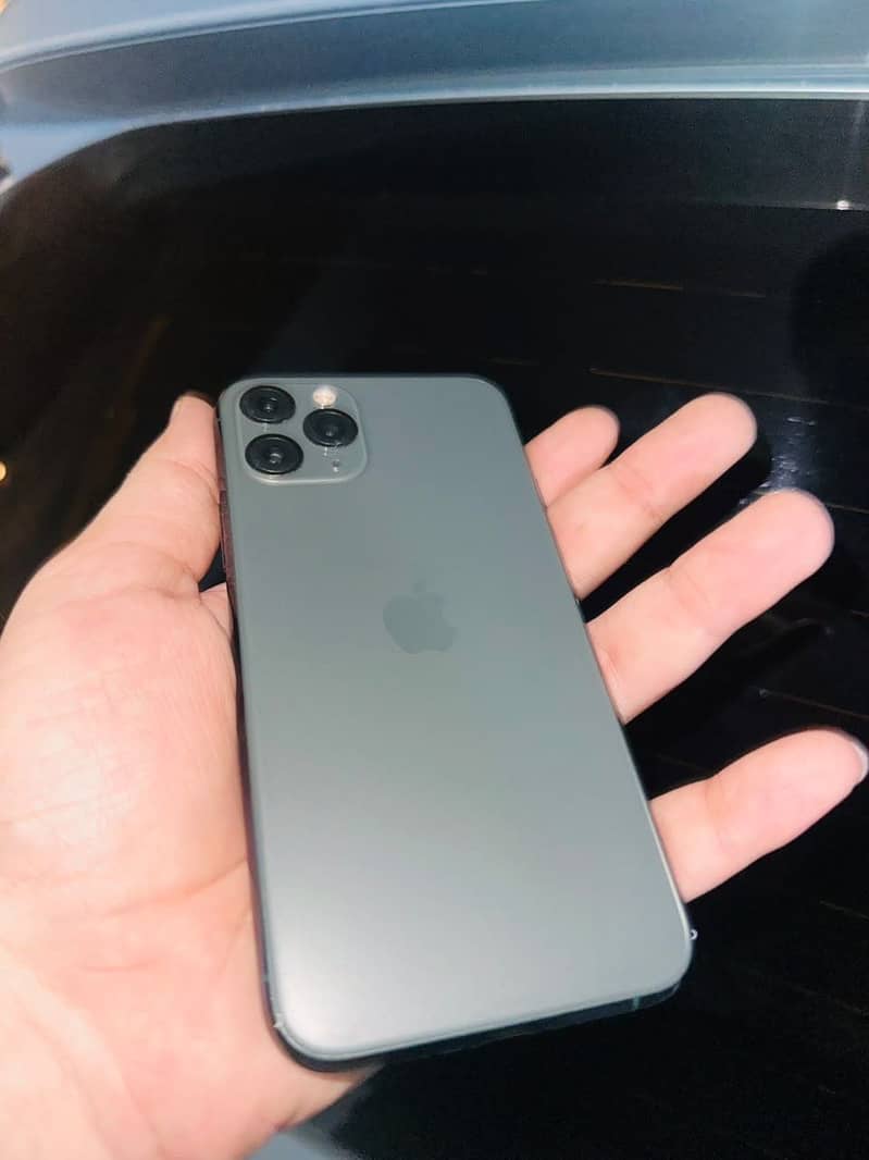 Apple iPhone 11 pro 0