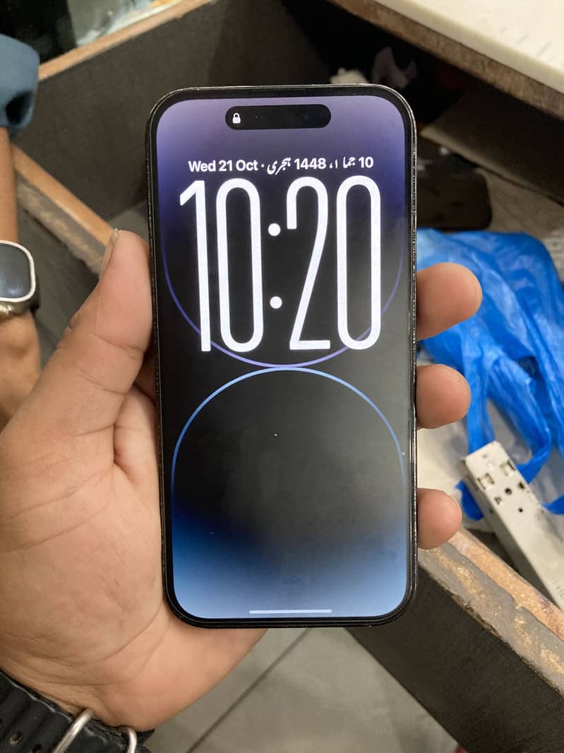 Apple iPhone 14 Pro 0