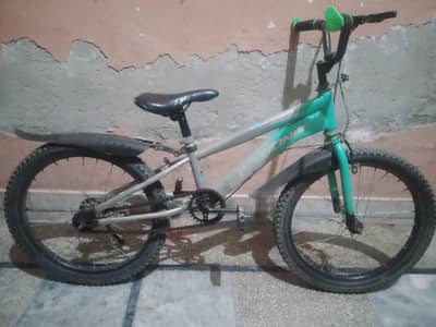 0/3/2/2/6/3/7/7/4/0/4/CALL AUR WHAT IMPORTED BICYCLE IN GOOD CONDITION