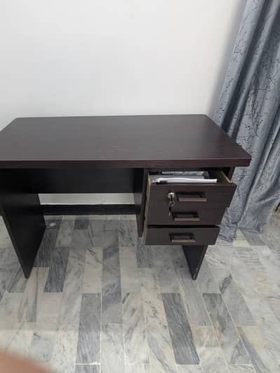 Office Computer Table for Sale