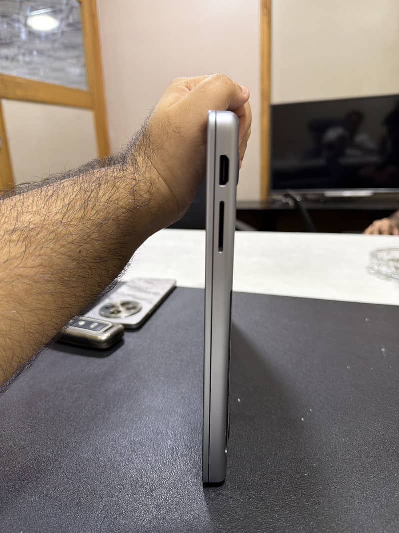 Macbook Pro M3 8/512 6