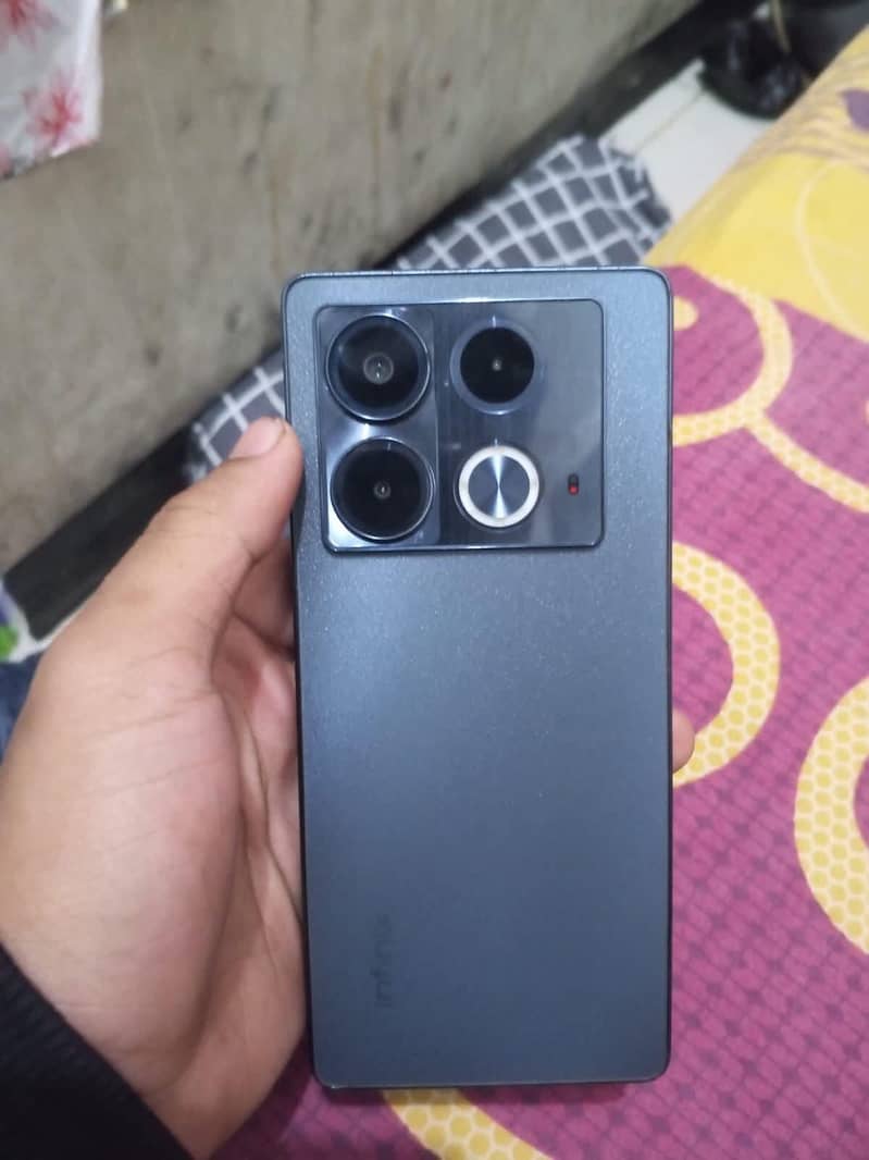 Infinix Note 40 1