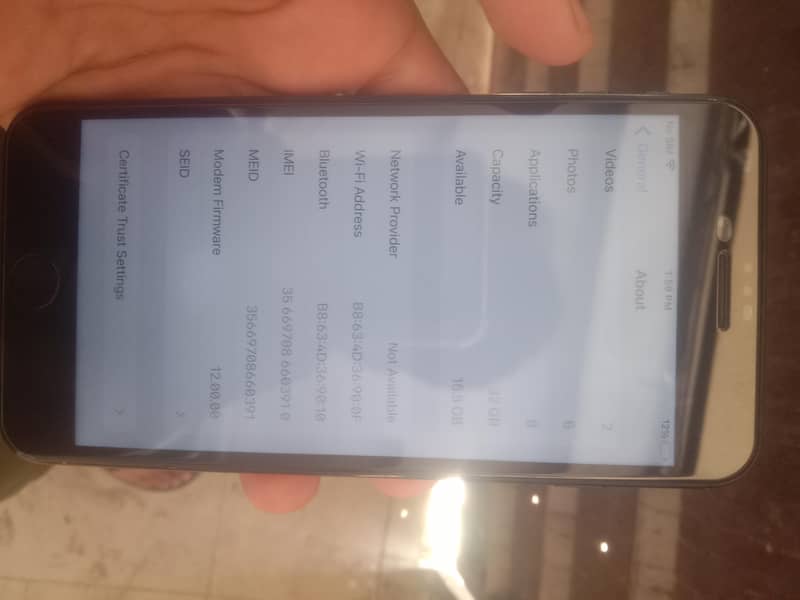 Apple iPhone 7 Plus 8