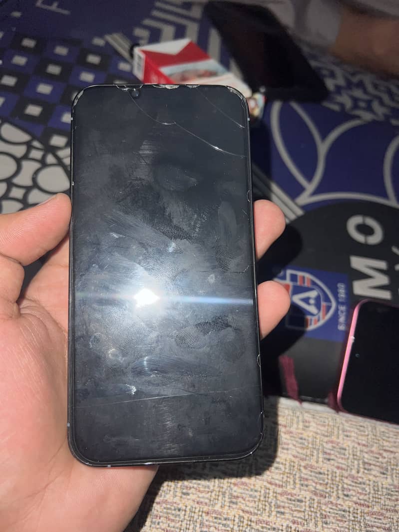 Apple iPhone 13 Pro 2