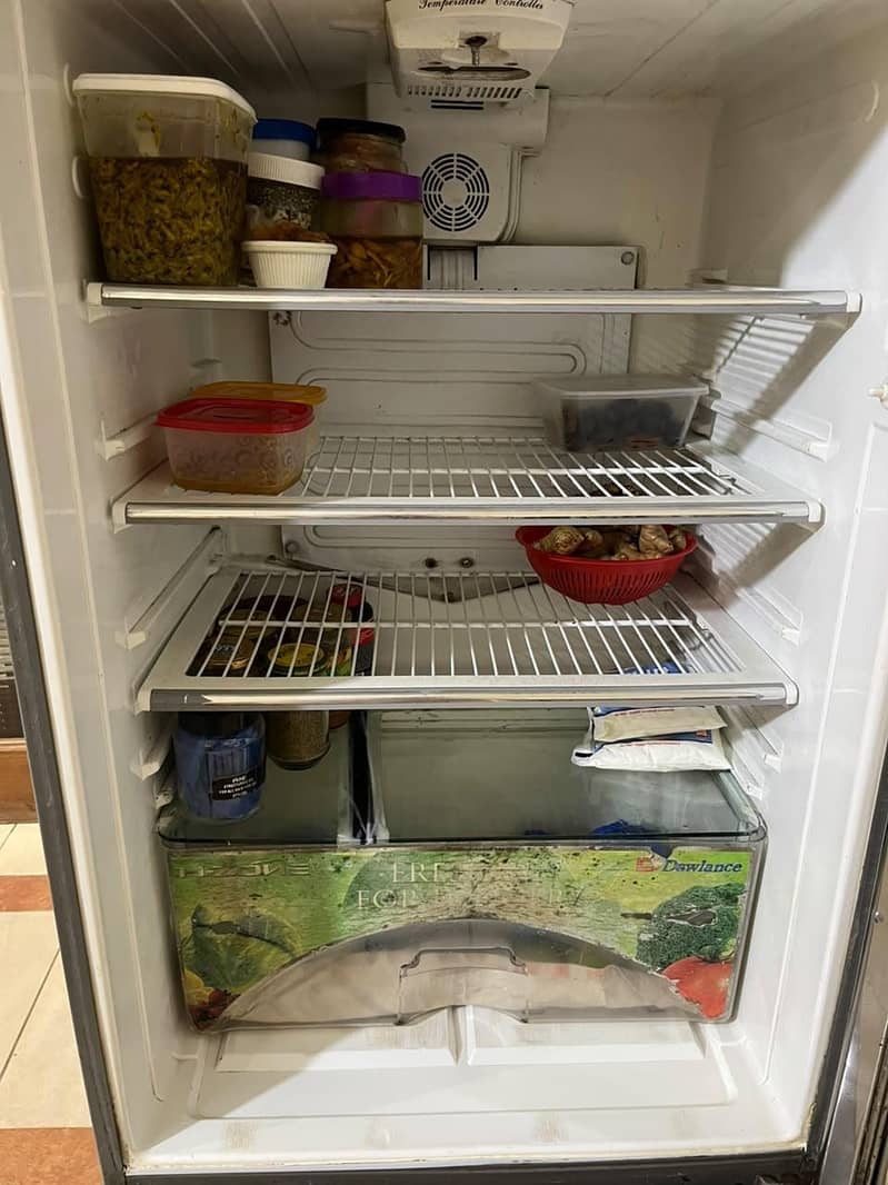 Dawlance refrigerator 4