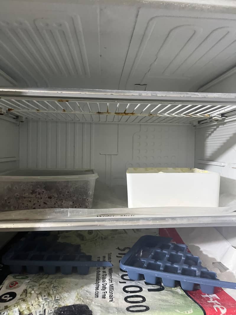 Dawlance refrigerator 6
