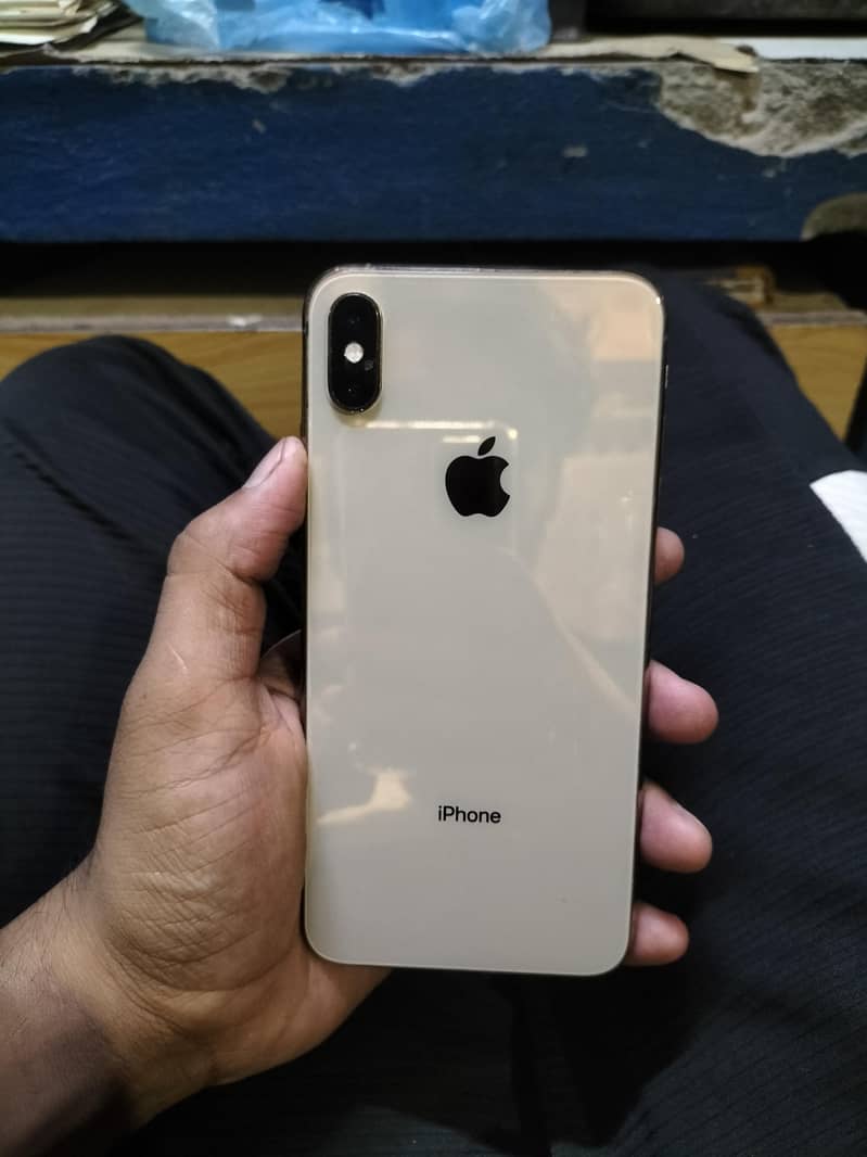 Apple iPhone XS Max 2