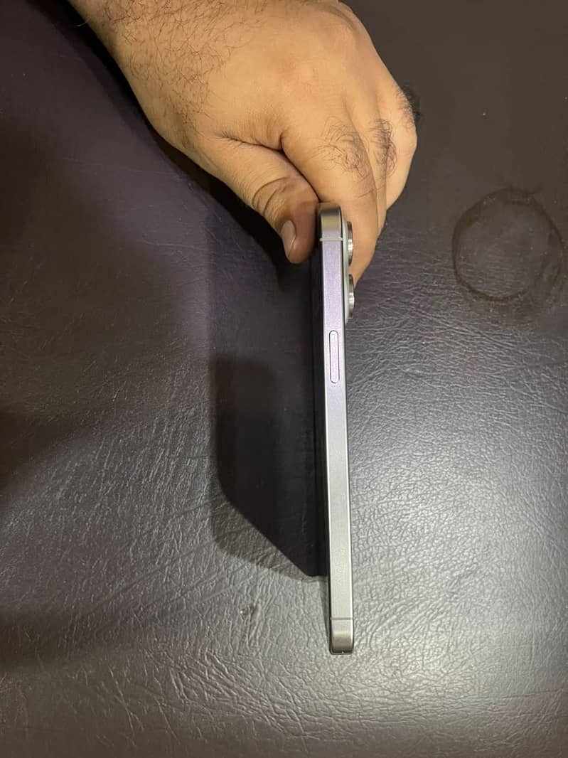 Apple iPhone 15 Pro Max 1