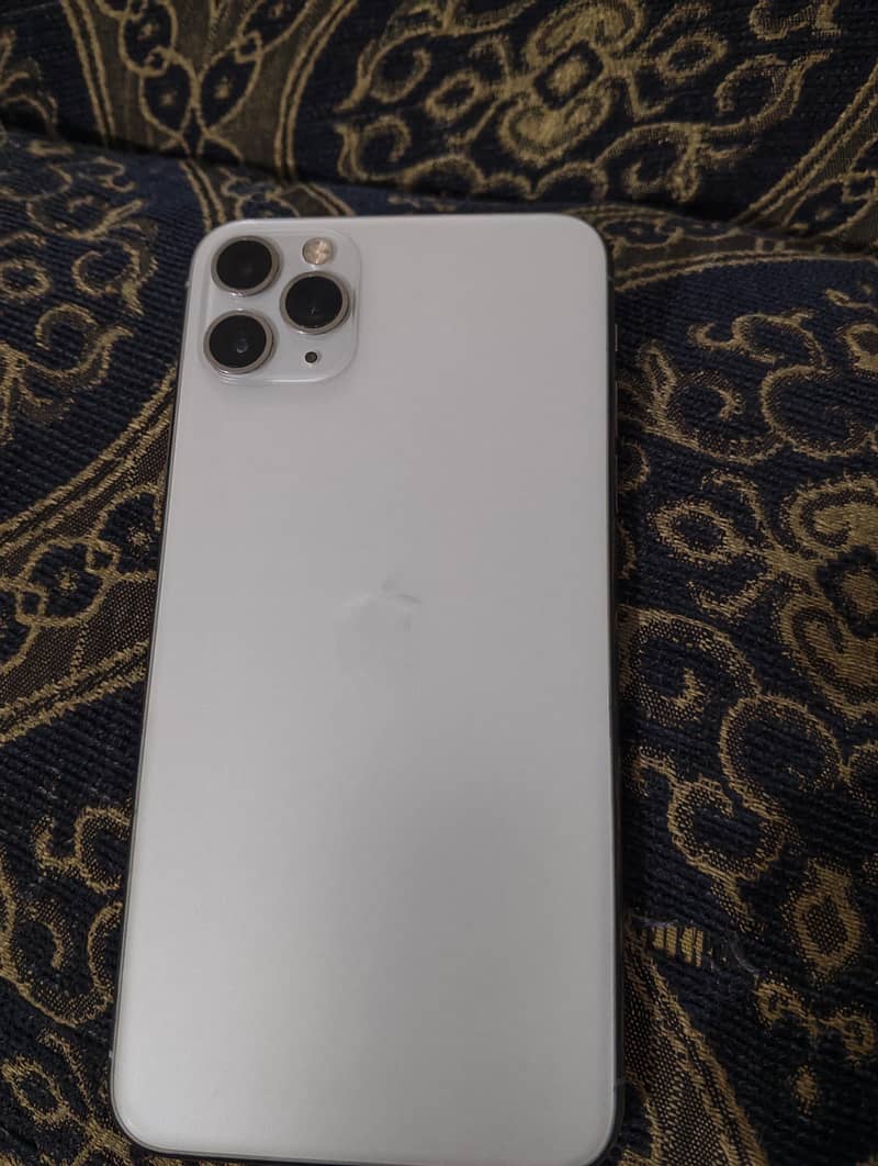 Apple iPhone 11 Pro Max 0