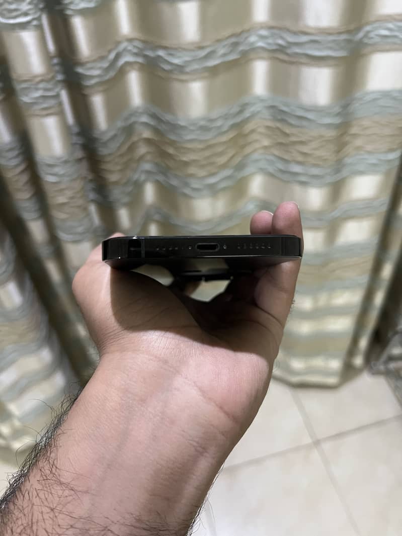 Apple iPhone 14 Pro Max 3