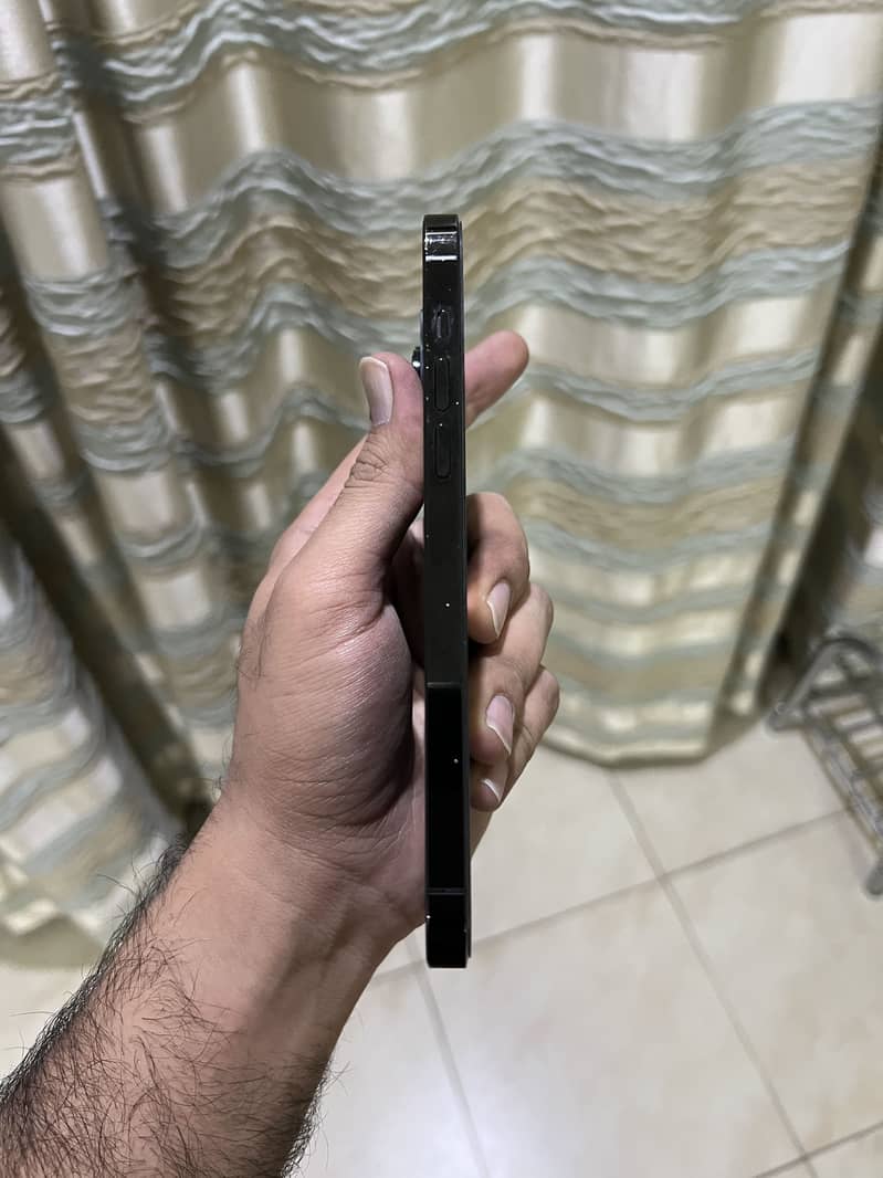 Apple iPhone 14 Pro Max 4