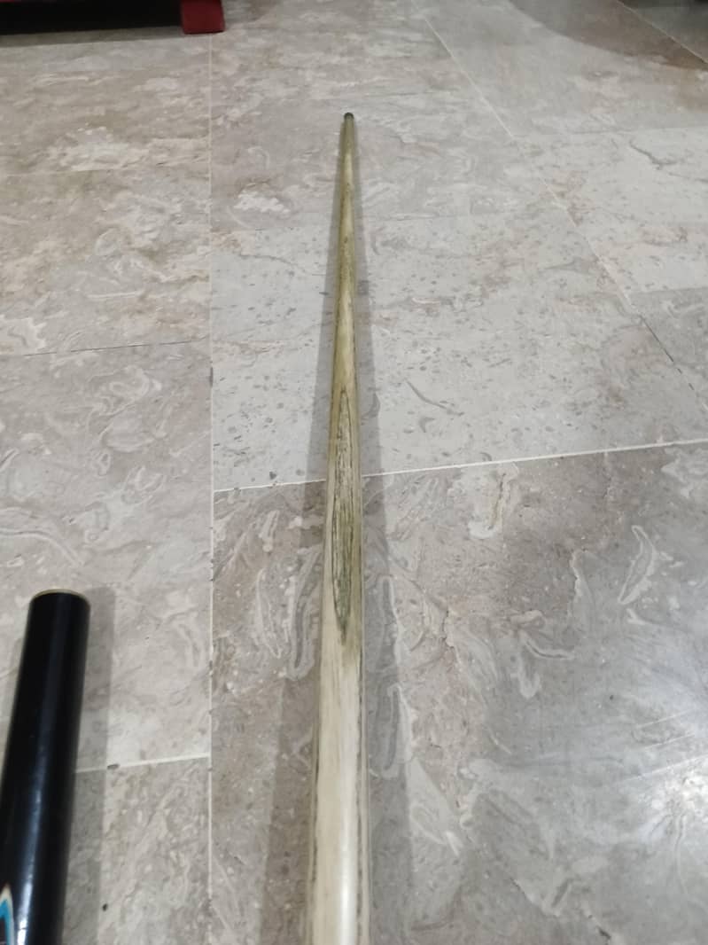 LP snooker cue 2