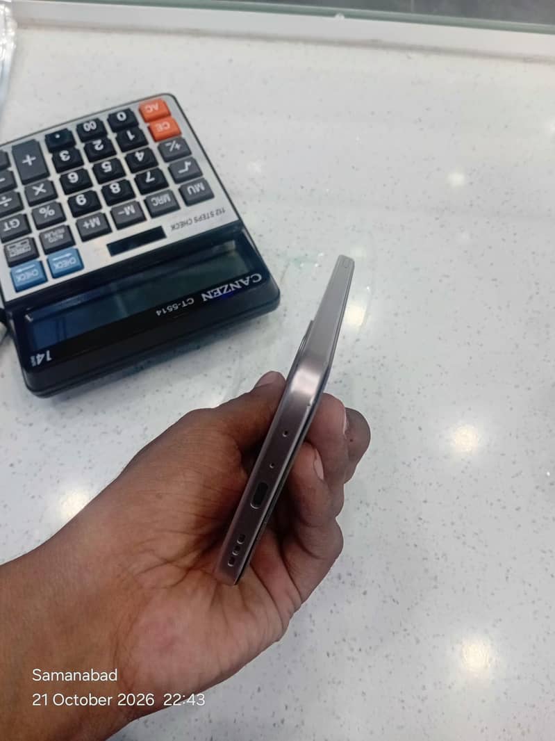 OPPO A6 4