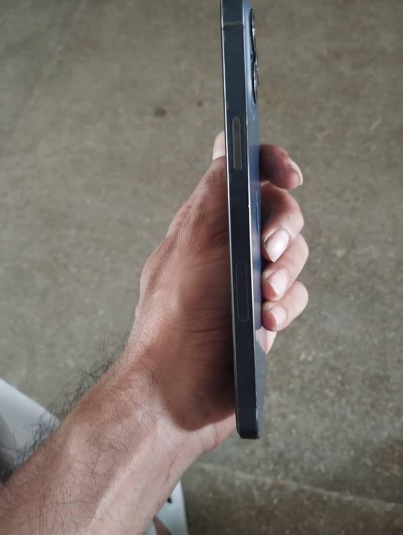 Apple iPhone 12 Pro Max 5