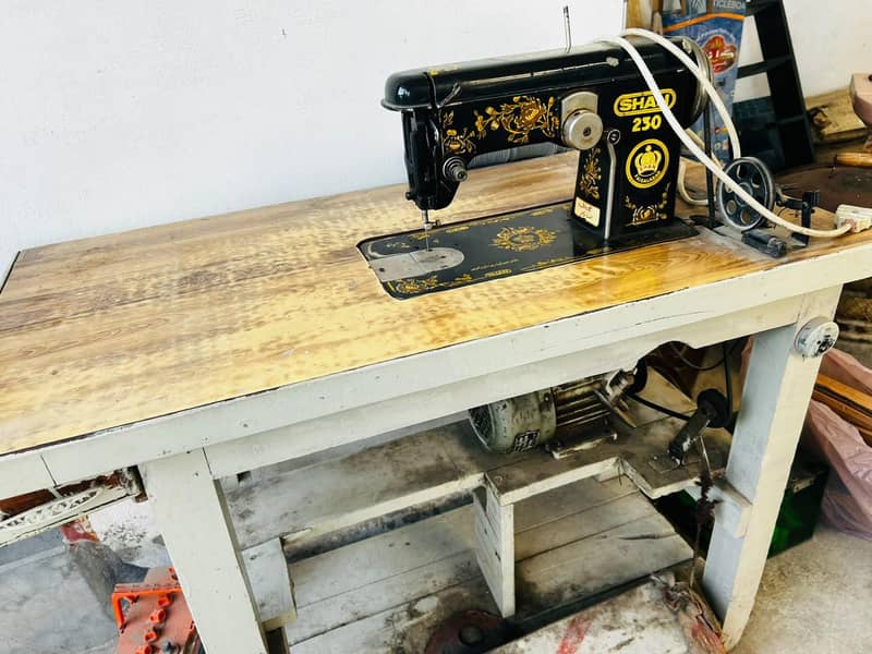 embroidery machine 0