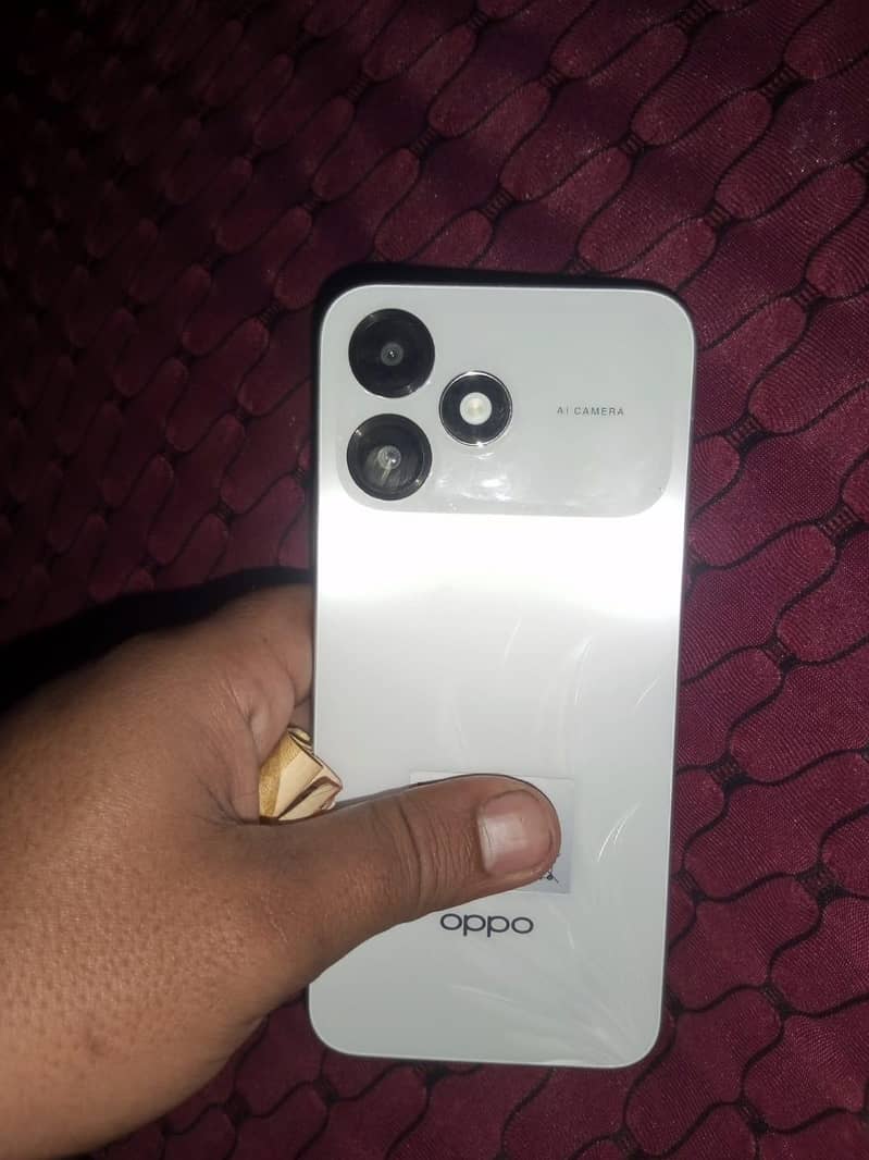 OPPO A6 0