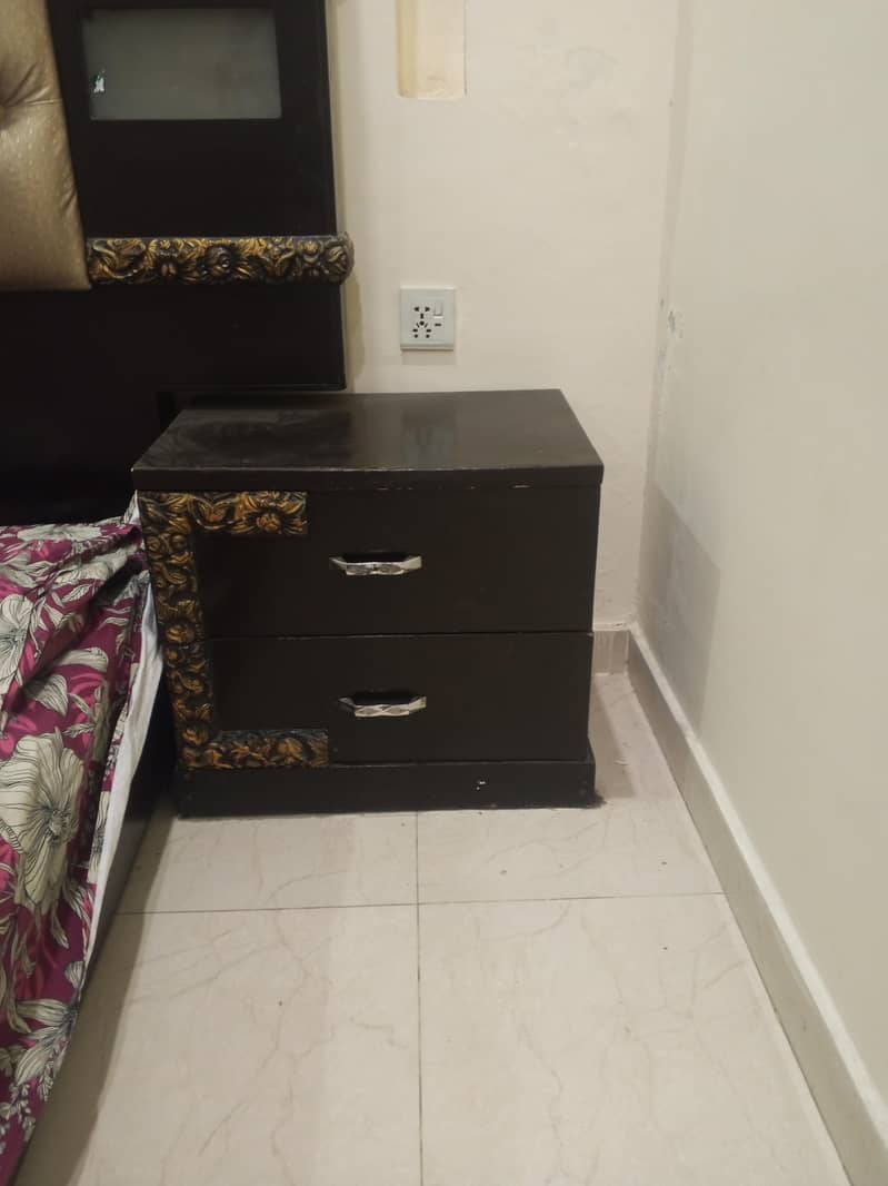 used king size bed 2