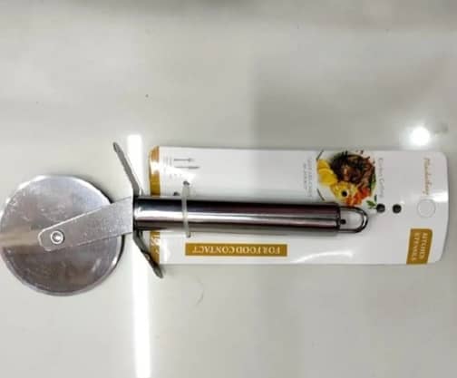 Pizza cutter 1