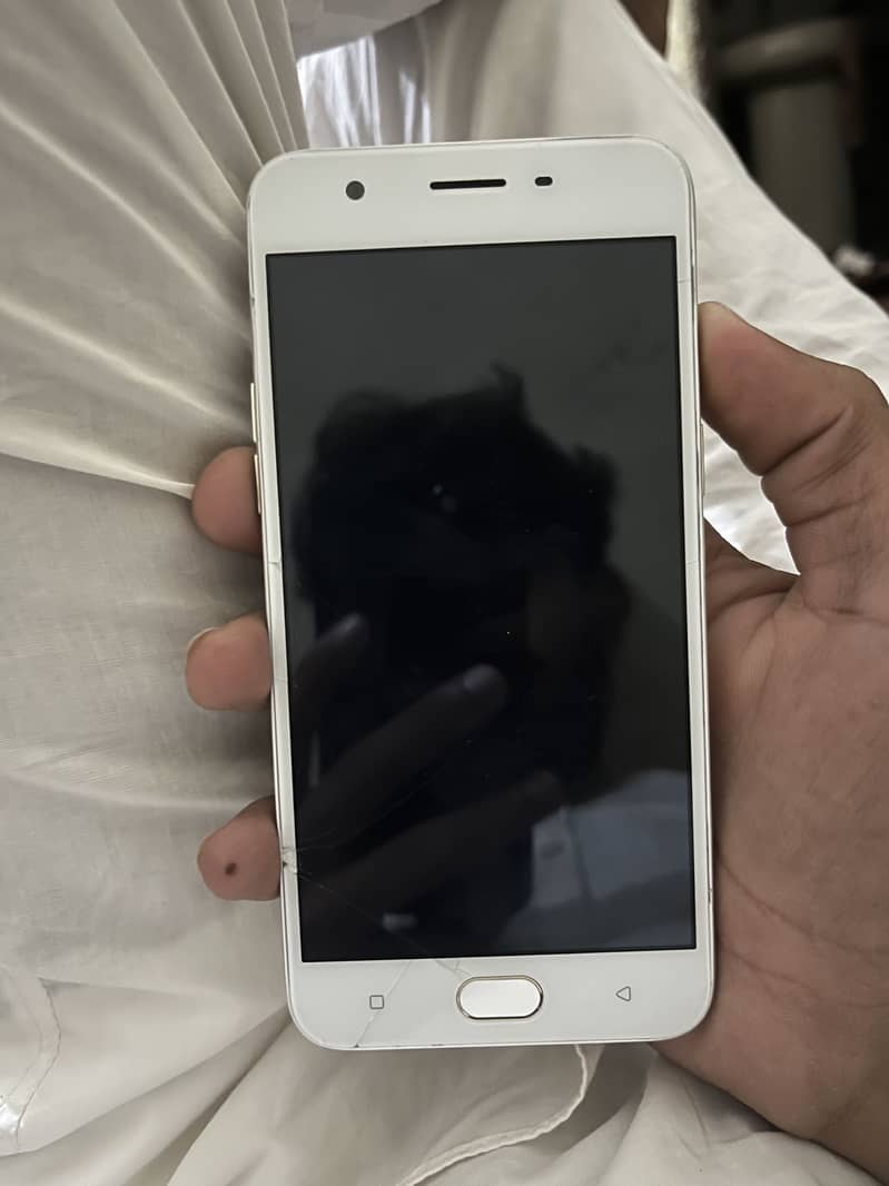 Oppo A57 0