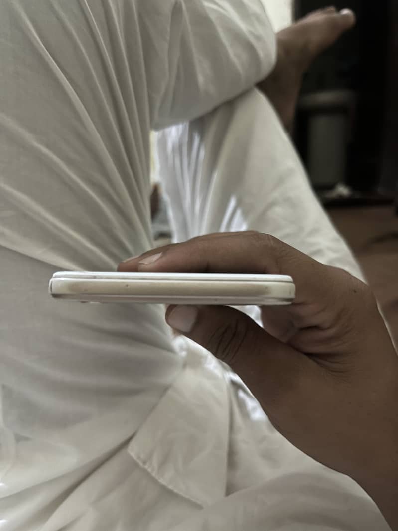 Oppo A57 1