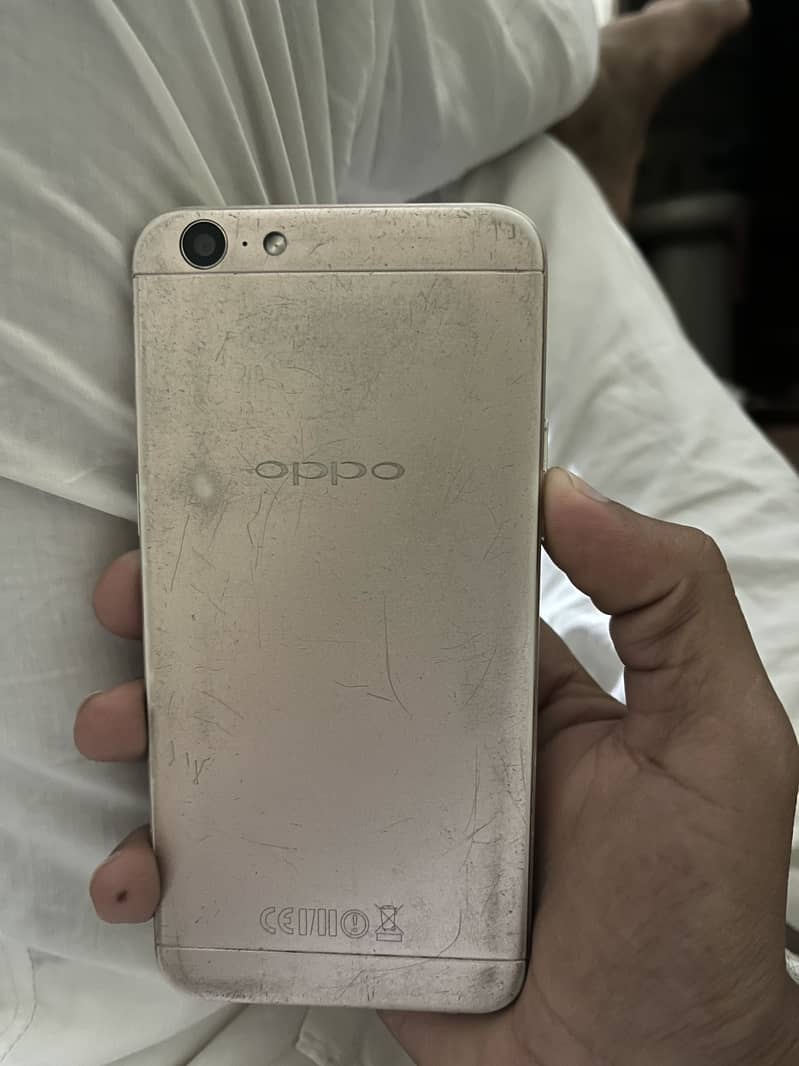 Oppo A57 4